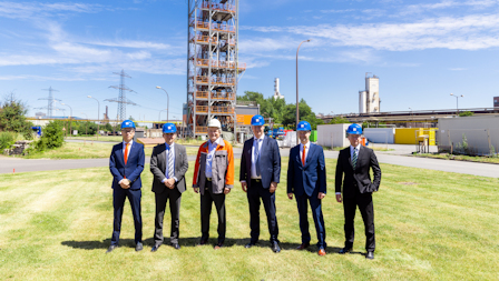 Low-CO<sub>2</sub> strip steel Salzgitter and Waelzholz forge partnering agreement Low-CO<sub>2</sub> strip steel Salzgitter and Waelzholz forge partnering agreement