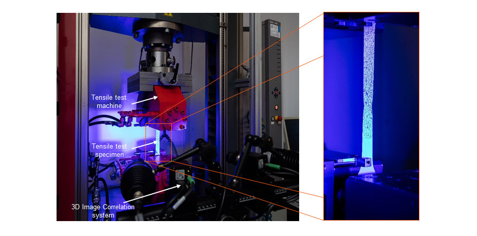 Trial set-up Photo of the trial set-up an the tensile test machine
