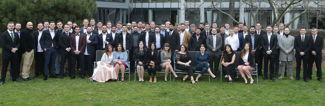 Gruppenbild der Auszubildenden Foto der Gruppe Auszubildenden
