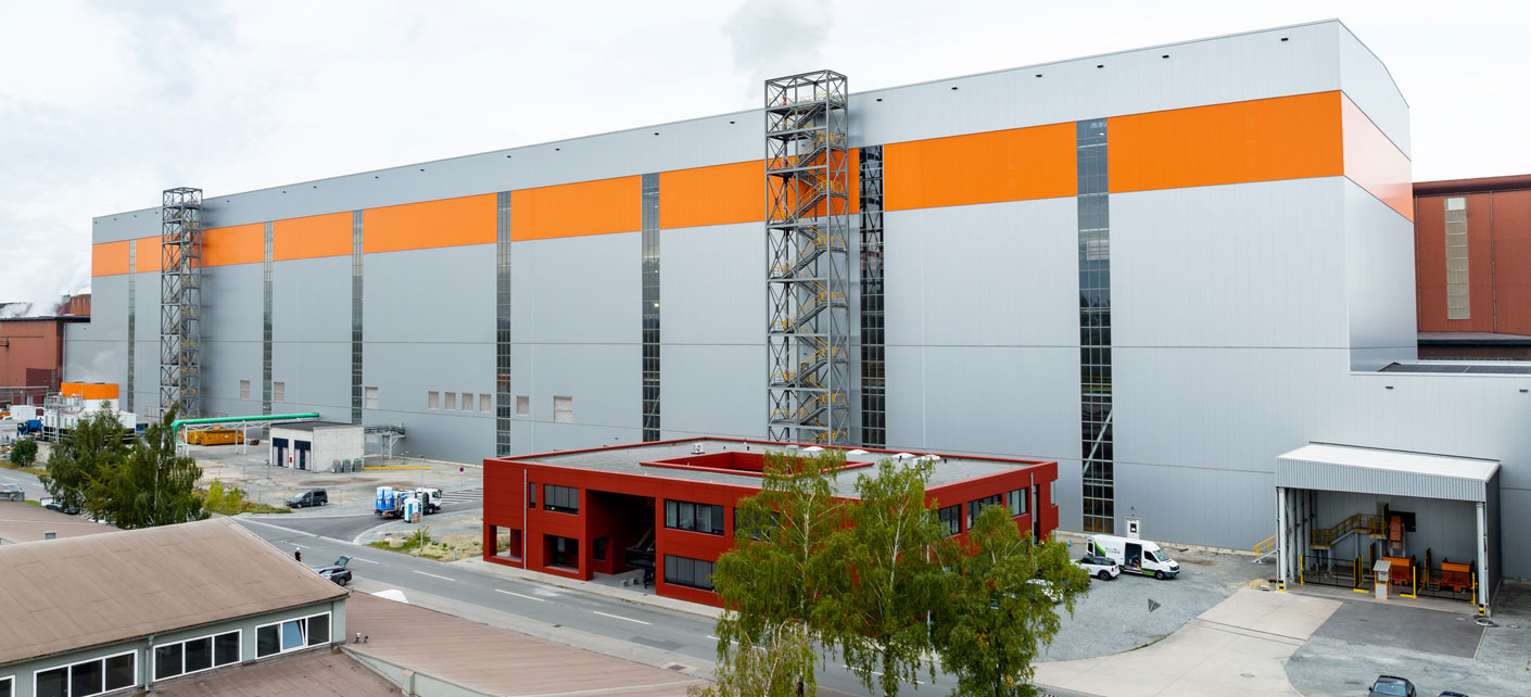 Photo of the building of the hot-dip galvanizing line no. 3
